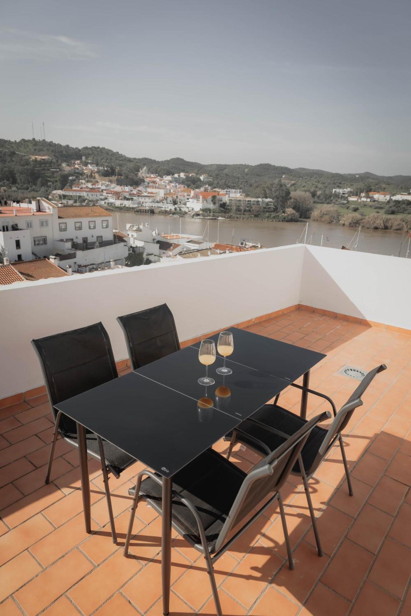 Residencial Neade Suites Sanlúcar de Guadiana Exterior photo