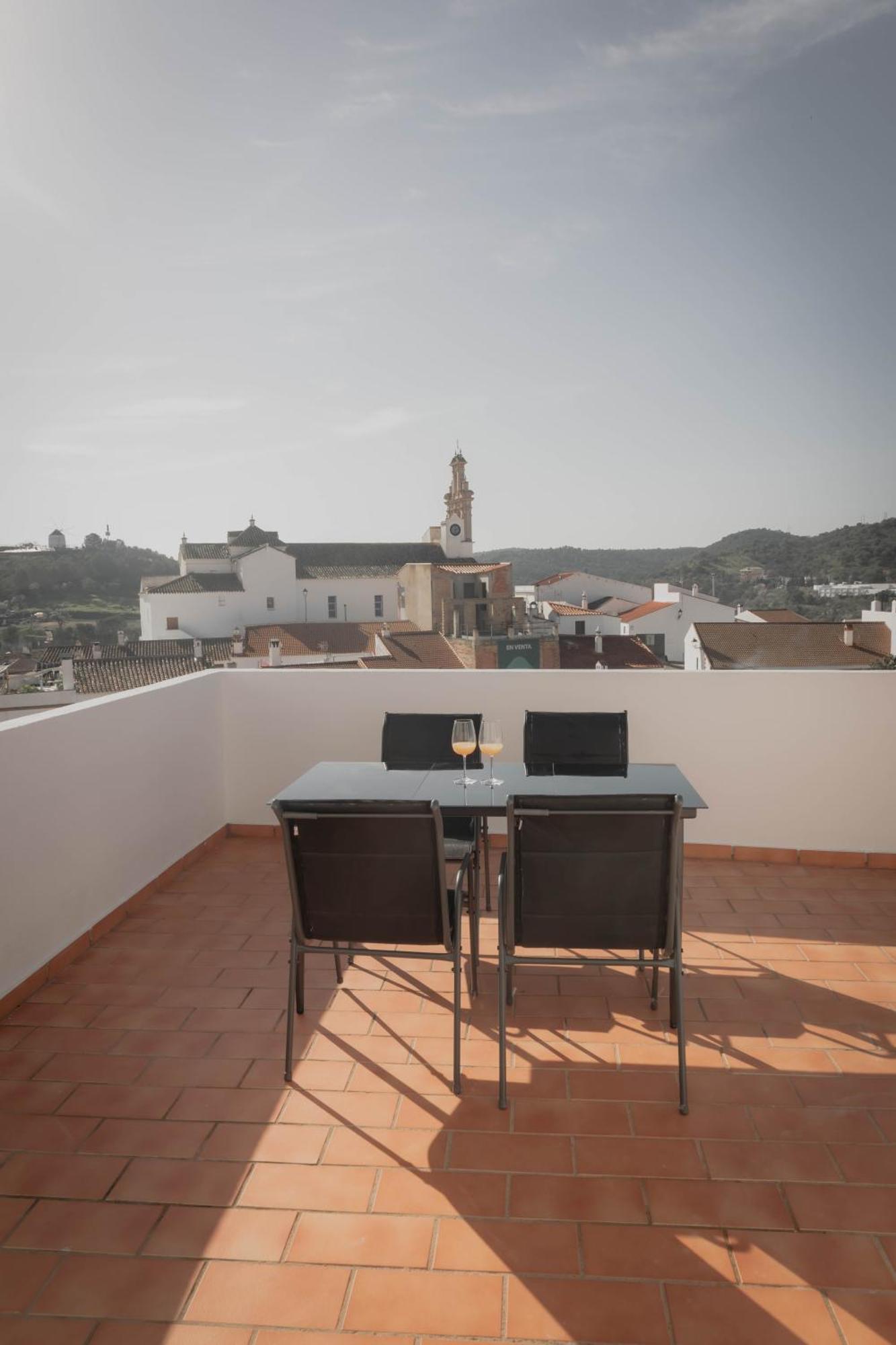 Residencial Neade Suites Sanlúcar de Guadiana Exterior photo